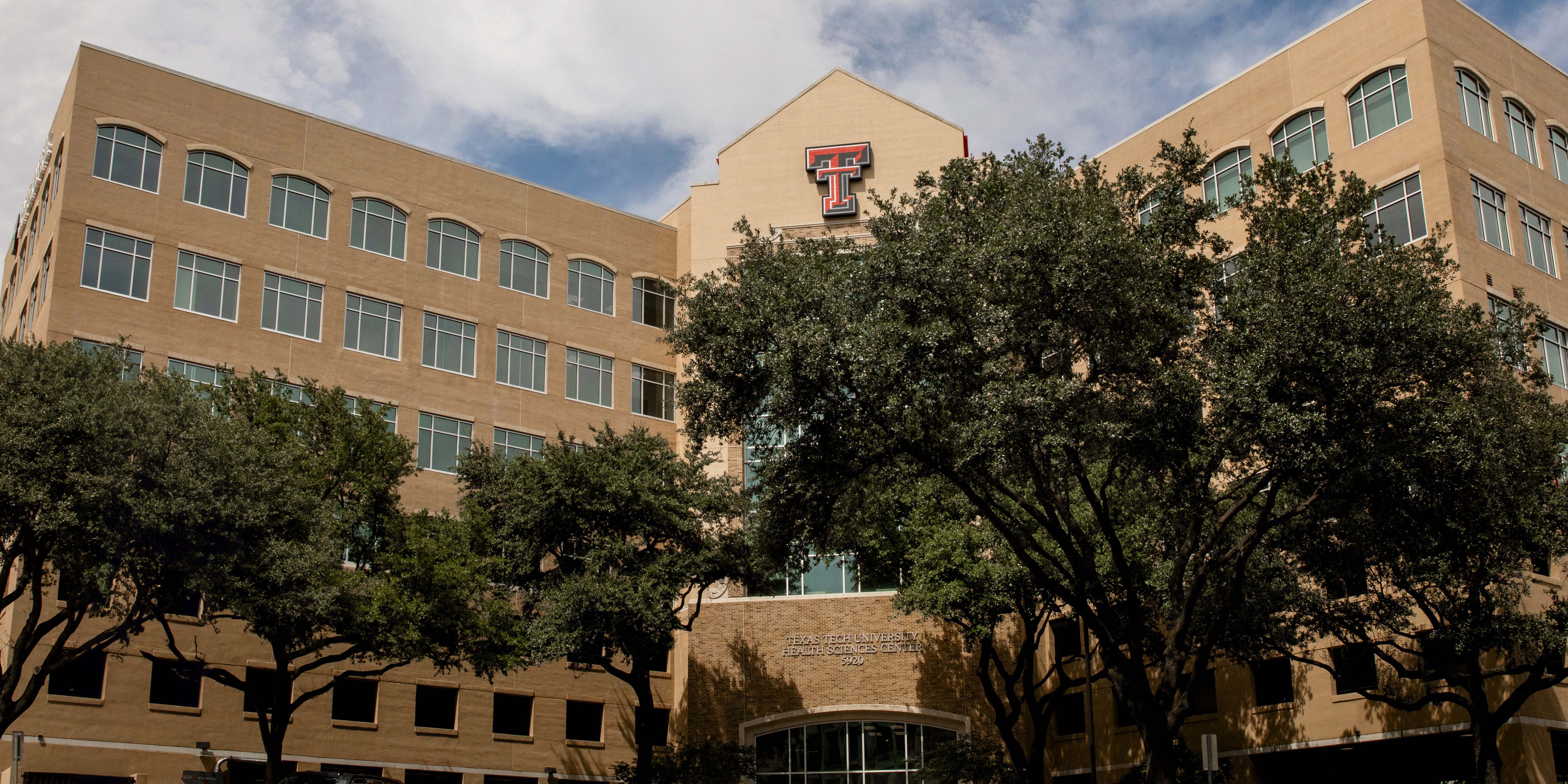 DFW Campus Photo DFW Campus Photo