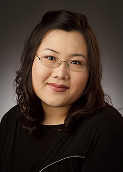 Oak-Hee Park headshot