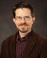 Tobias Kroll headshot