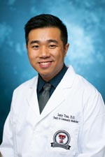 Jamie Tran headshot