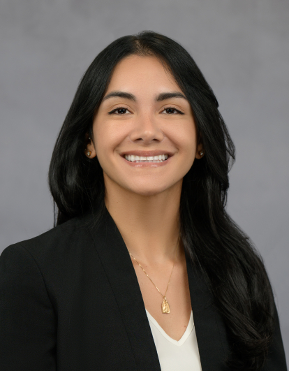 Gabriela Alvarez Perez headshot