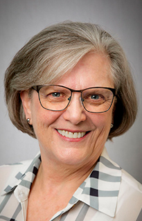 Gini Holter headshot