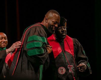 			      TTUHSC Honors School of Medicine Class of 2023 at Commencement Ceremony			   