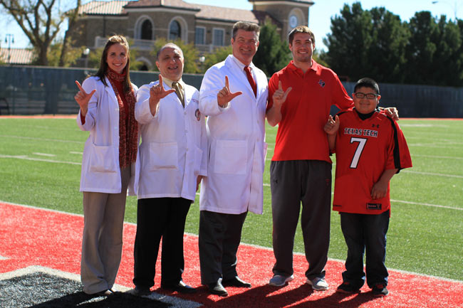 
TTP Patient and Health Care Team Meet Texas Tech Quarterback
