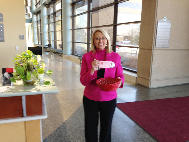 
SPIRIT Ambassadors Hand Out Valentines
